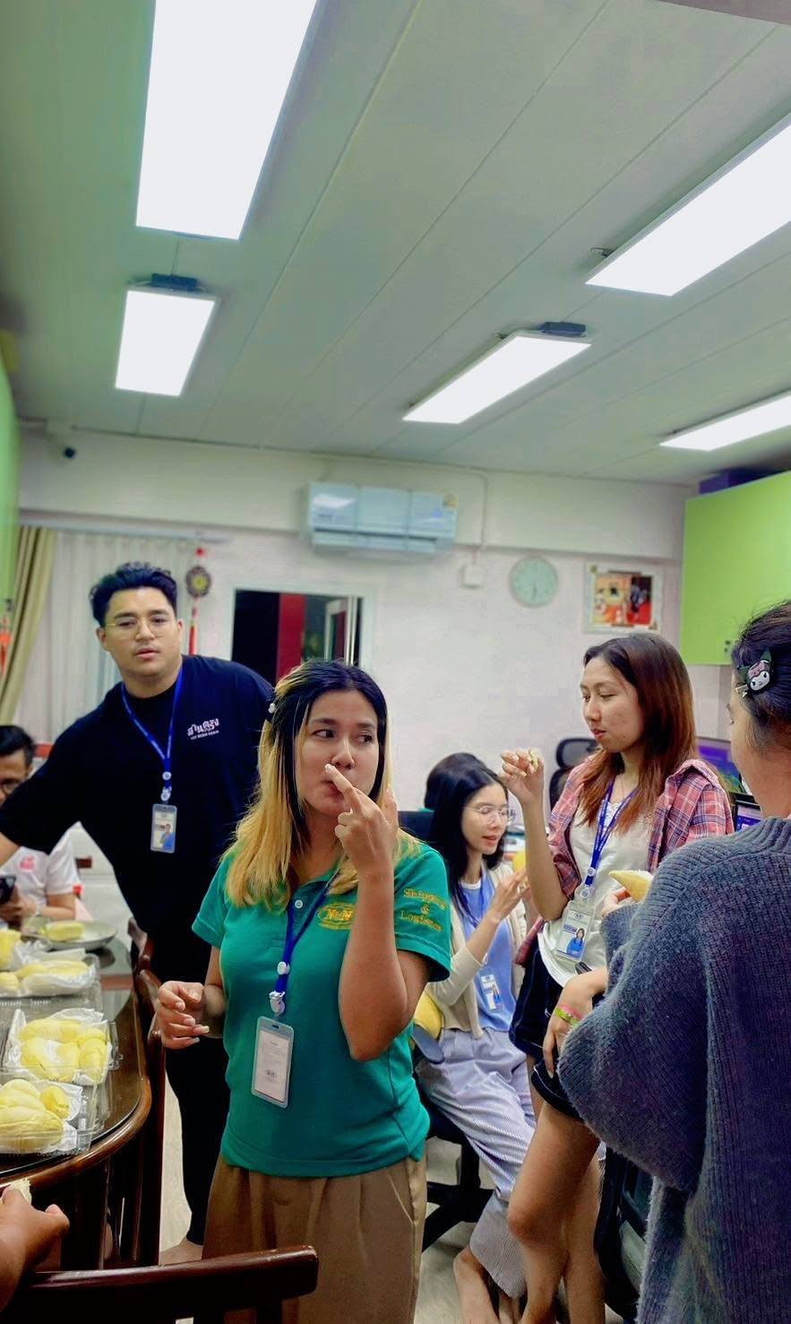 คลิ๊กดูภาพขนาดจริง...